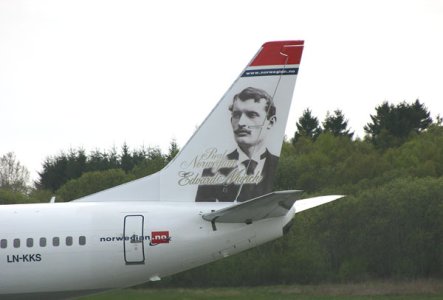 Norwegian_LN-KKS_c_.jpg