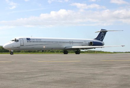 BlueLine_MD-83_F-GNLK_.jpg