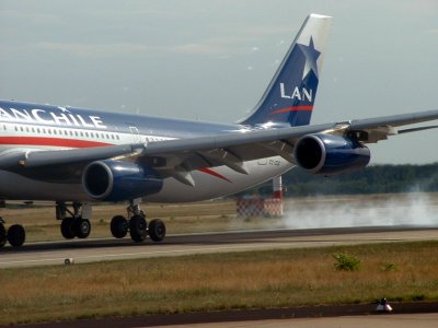 lanchile a 340 cc-cqc lander840.jpg