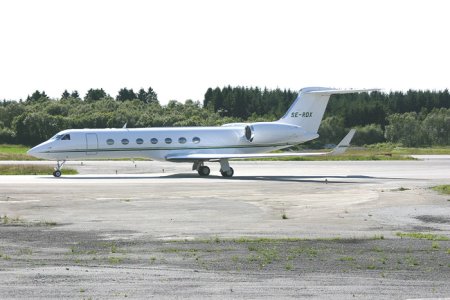 Gulfstream_G-V_SE-RDX_small_.jpg