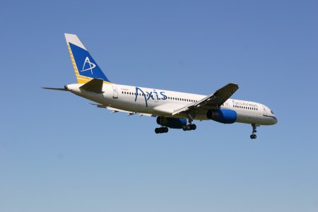 Axis Airways B757-200 F-HAXY.jpg