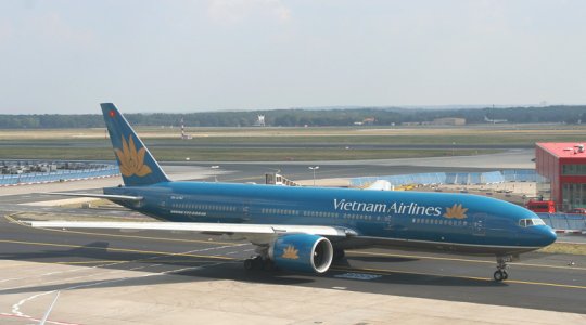 b777-200,VN,fra,040905,10_edited-1.jpg