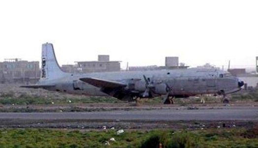 DC-7CF Port Sudan April 2004.jpg