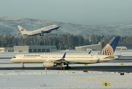 b757-200wl,CO,osl,091205,7_edited-1.jpg