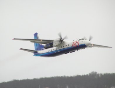 RA-46667 tar av 5N800.jpg