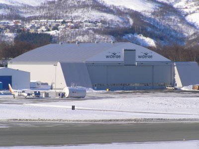 Nyhangaren til Widerøe.jpg