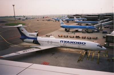 Pulkovo Tu154 ams.jpg