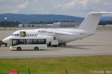SKdjy220707mbuss-f.jpg