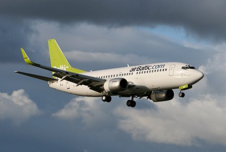 air_baltic_yl-bbk_.jpg