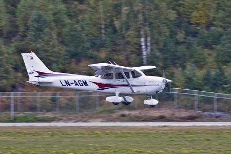 ln_agm_1y7j9495.jpg