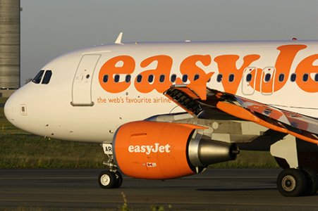 easyjet1.jpg