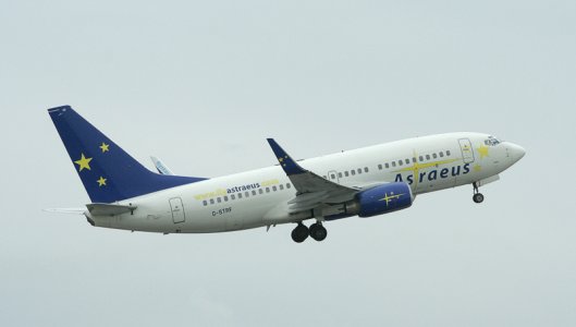 astraeus_737.jpg