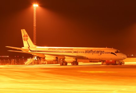 Dc8_b_.jpg