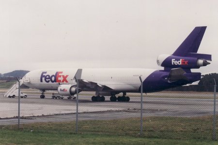 Fedex MD11 at Sola b-960.jpg