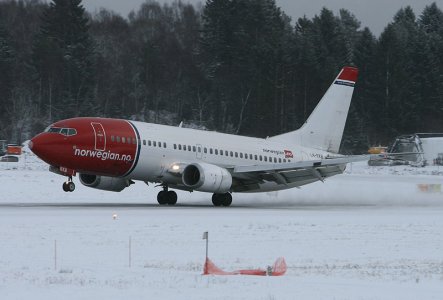 Norwegian_LN-KKB_a_.jpg