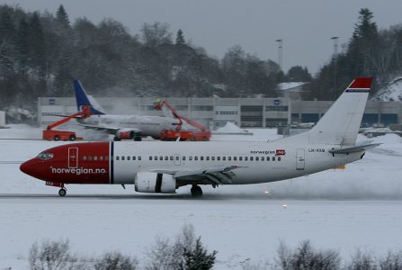 Norwegian_LN-KKB_b_.jpg