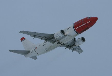 Norwegian_LN-KKU_b_.jpg