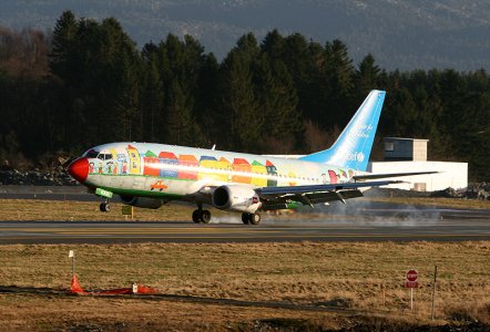 Norwegian_LN-KKS_c_.jpg