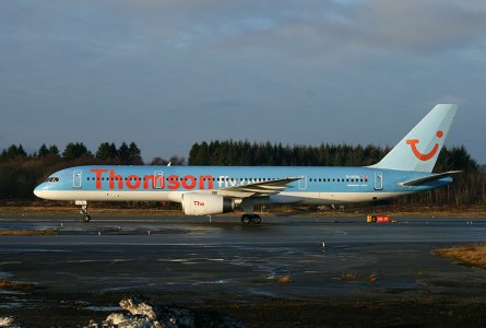 Thomson_G-BYAL_d_.jpg