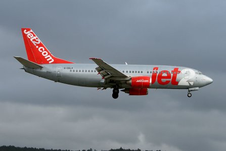 JET2_737-300_G-CELX_b_.jpg