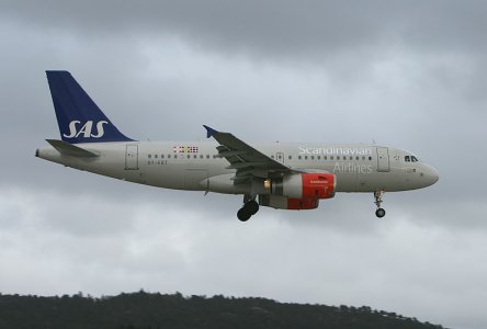 SAS_A319_OY-KBT_b_.jpg
