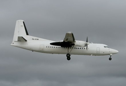 Widerøe_Fokker50_PH-KXM_b_.jpg
