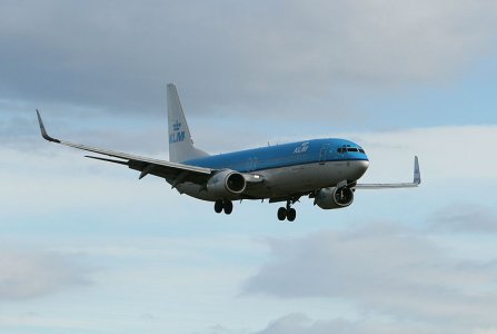 KLM_737-800_PH-BXC_a_.jpg