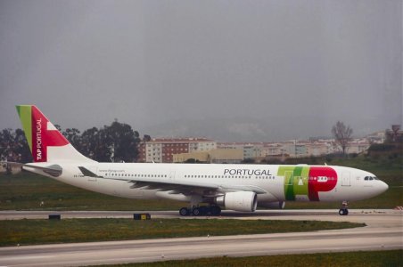 CS-TOMRDSCF7890.jpg