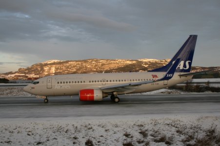 LN-TUK4.JPG