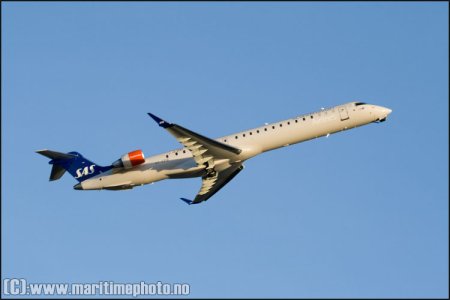 crj900_00085.jpg