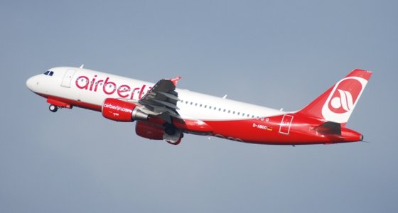 AB A320 D-ABDC DUS takeoff.jpg
