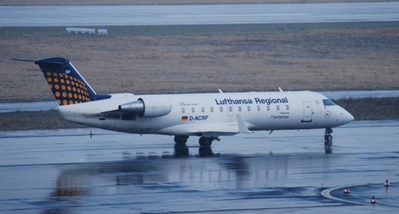 EW CRJ200 D-ACRF DUS ground.jpg