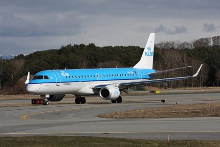 klm ph-ezb.jpg