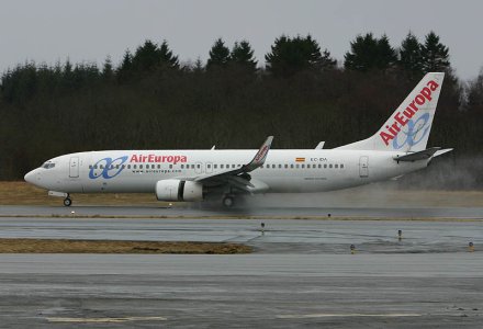 Air_Europa_737-86Q_EC-IDA_b_11-04-2006_.jpg