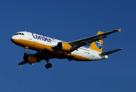 Condor_A320-212_D-AICK_20-04-2006_.jpg