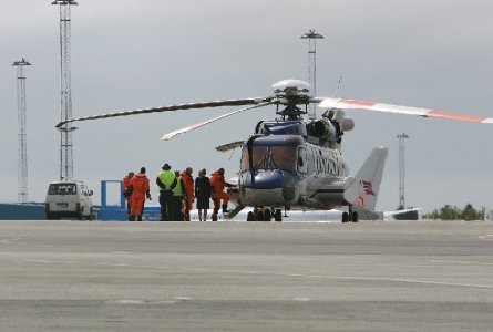 Norsk_Helikopter_LN-ONO_a_08-06-2006_.jpg