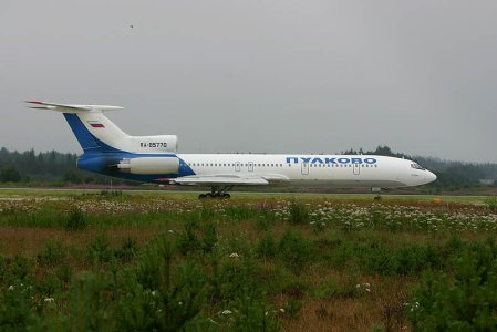 Pulkovo_Airlines_Tu154M_RA-85770_b_23-07-2006_.jpg