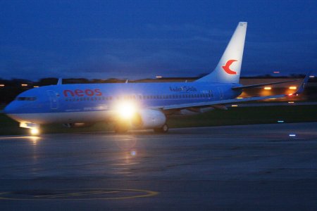 NEOS B737-800 I-NEOU960.jpg