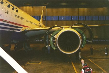 B777-ARN-1.jpg