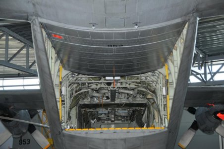 C130-953RDSC1568.jpg