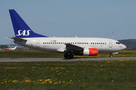 SAS B737-600 SE-DTH 110509-960.jpg