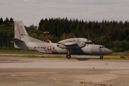 AN32B02.jpg