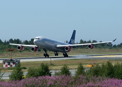 SAS_340_b_04-07-2009_.jpg