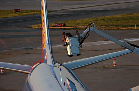 HolyPlane6_D0907133ejy07.jpg