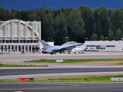 F16.jpg