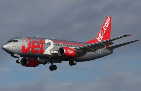 jet2.jpg