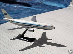 SAS_A300_35.jpg
