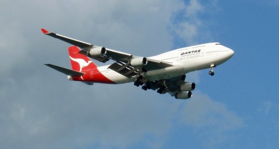 Qantas 747 8.jpg