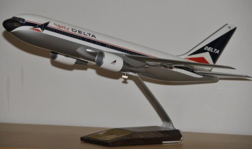 767 004.jpg