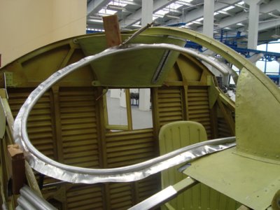 DessauF13-cockpit.jpg